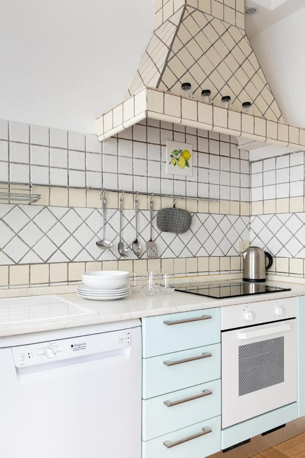 Goldie Apartment *